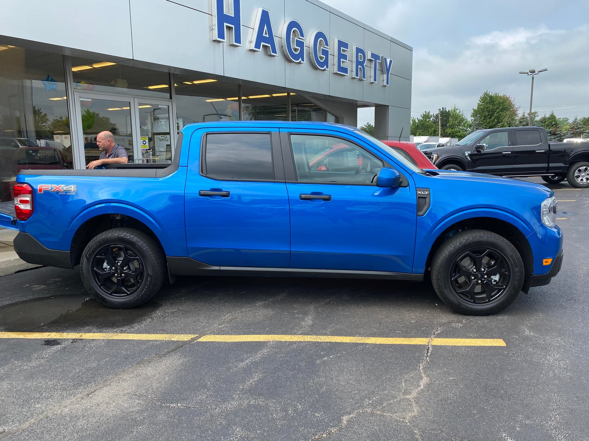 Loving this truck's ability to do “truck stuff” while still getting 23+  mpg. : r/FordMaverickTruck