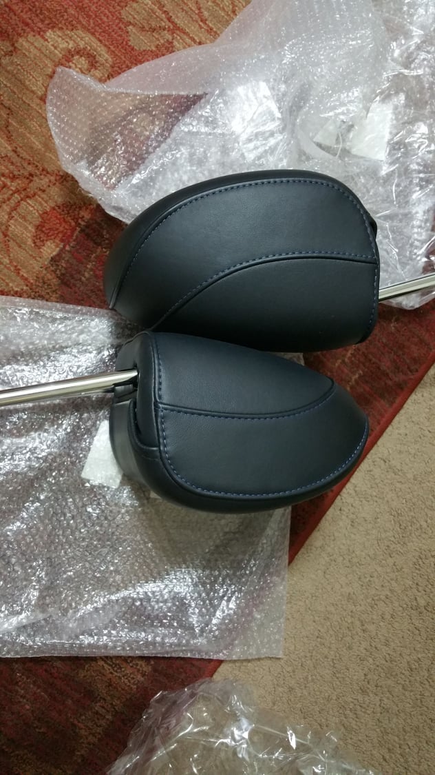 Interior/Upholstery - ISx50 / ISF Front Headrests (Pair) - Black semi-aniline leather with blue trim - Used - All Years Lexus IS F - 2006 to 2013 Lexus IS250 - 2006 to 2013 Lexus IS350 - Dallas, TX 75050, United States