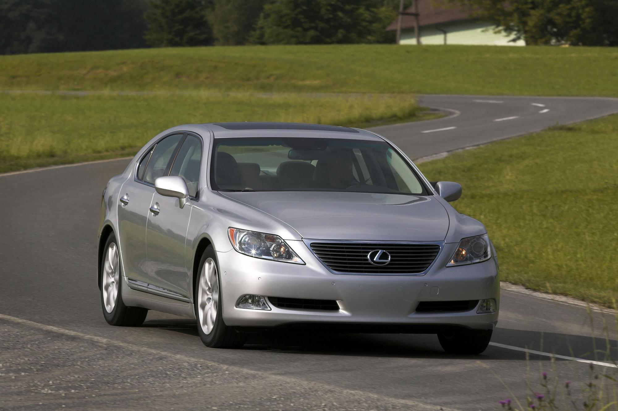 front bumper interchangeable? - ClubLexus - Lexus Forum Discussion