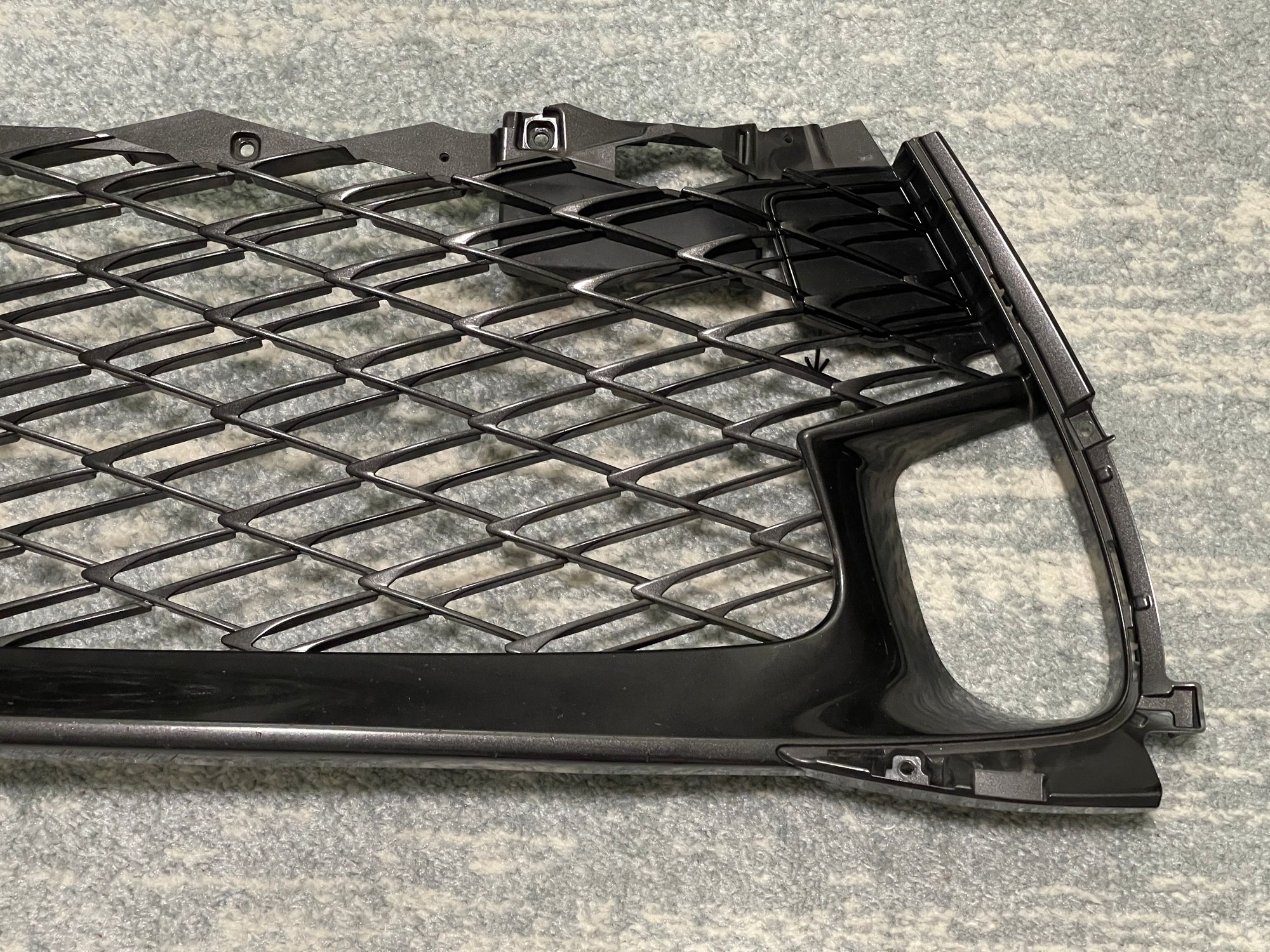 Exterior Body Parts - 2016-2020 Lexus GS F Sport OEM Front Lower Grille with Parking Sensor Holes - Used - 2016 to 2020 Lexus GS - San Bernardino, CA 92407, United States