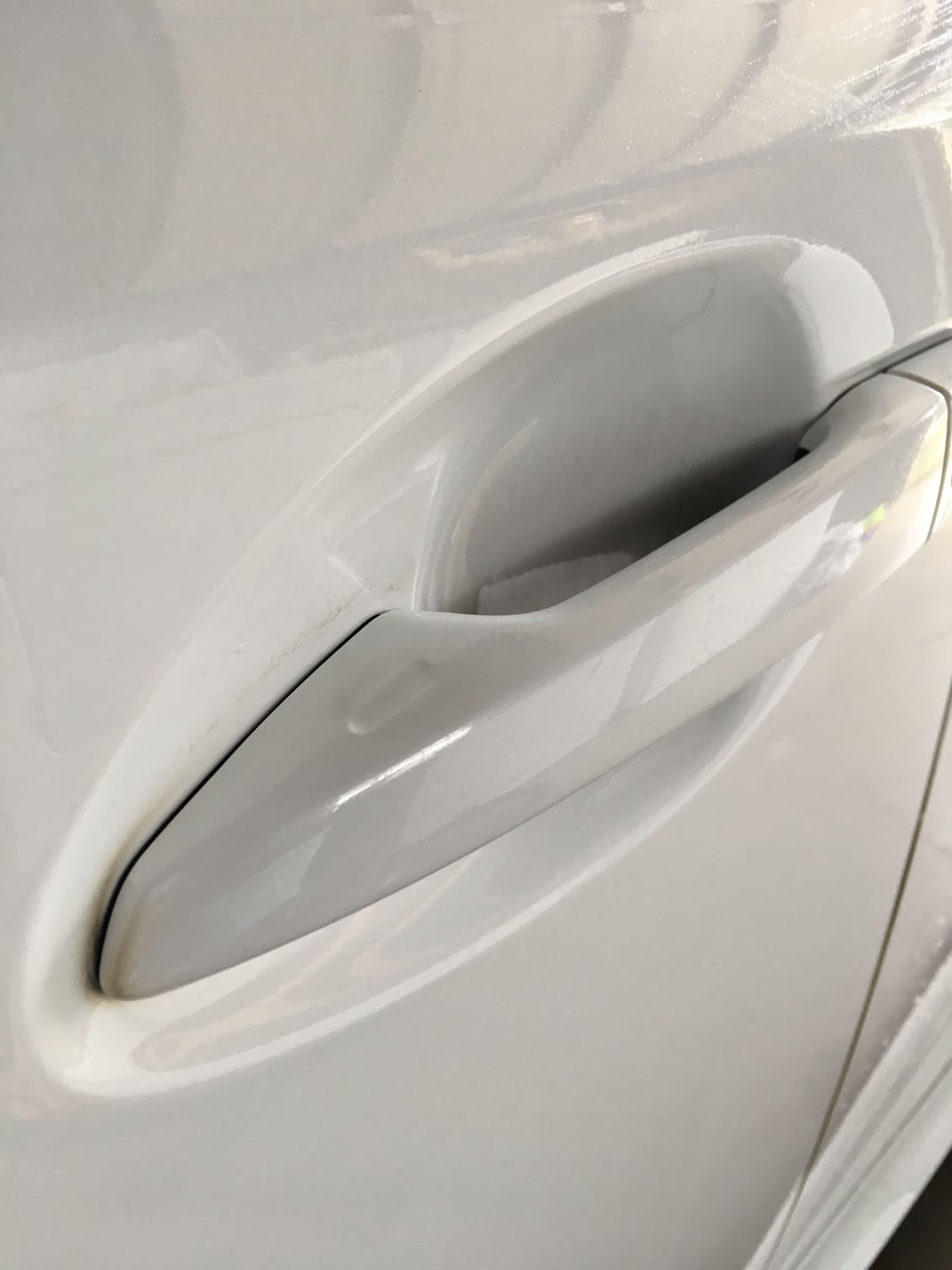 Meguiar's ScratchX : How to Remove Scratches From Your Car Door Handle 