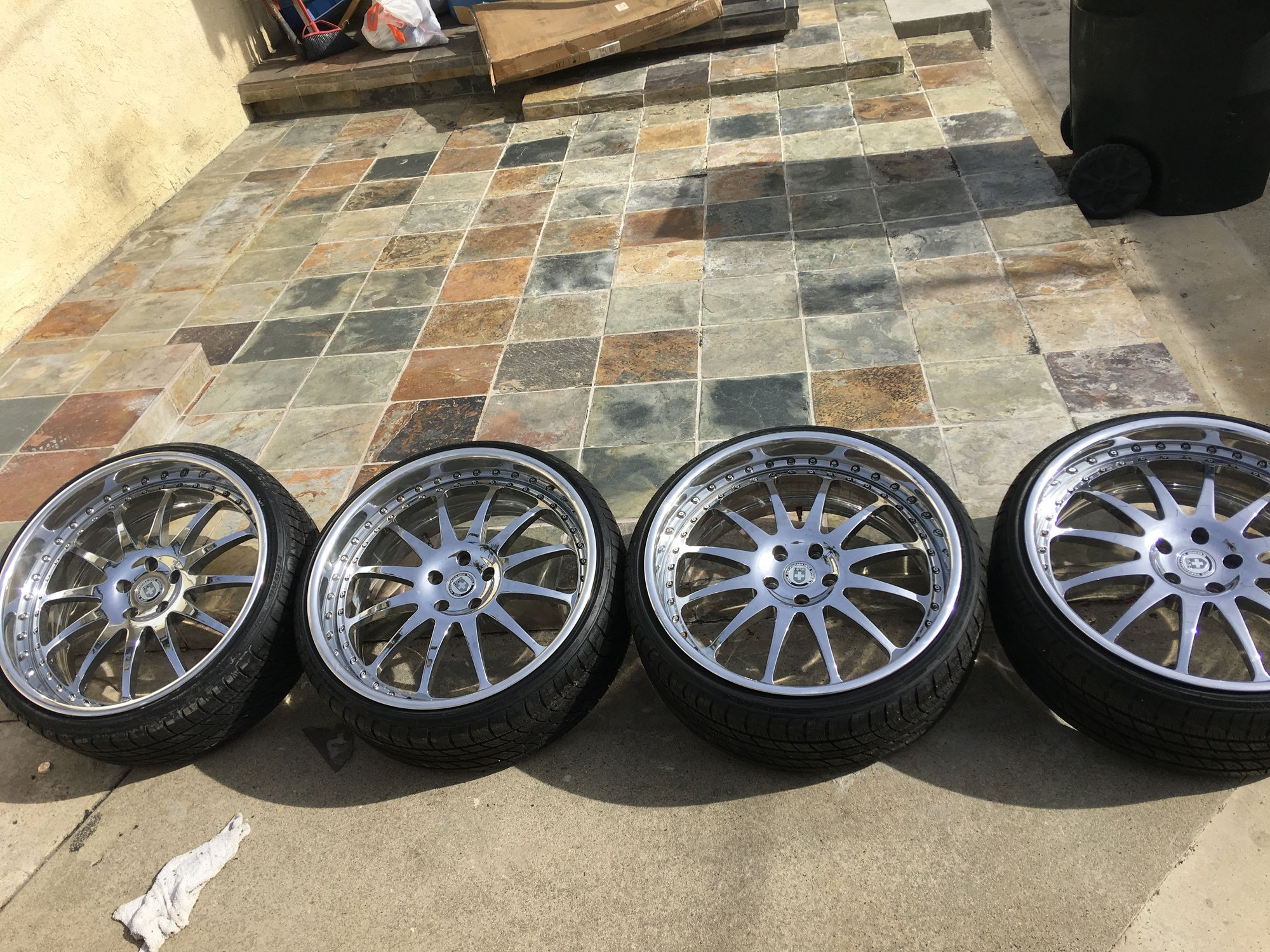 Wheels and Tires/Axles - 22s HRE 543R - Used - All Years Any Make All Models - Los Angeles, CA 91801, United States