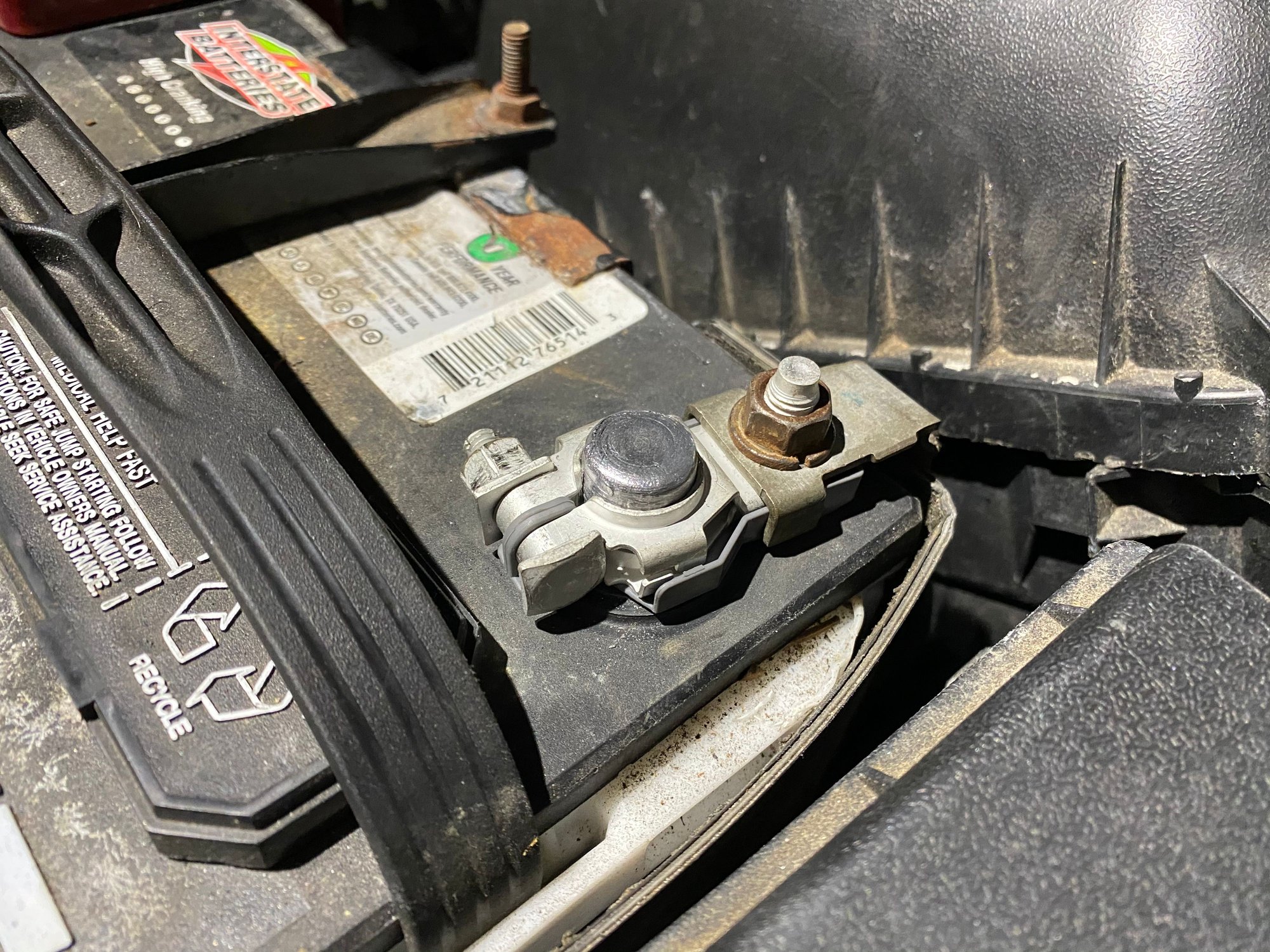 9701 ES300 New Battery Terminals ClubLexus Lexus Forum Discussion