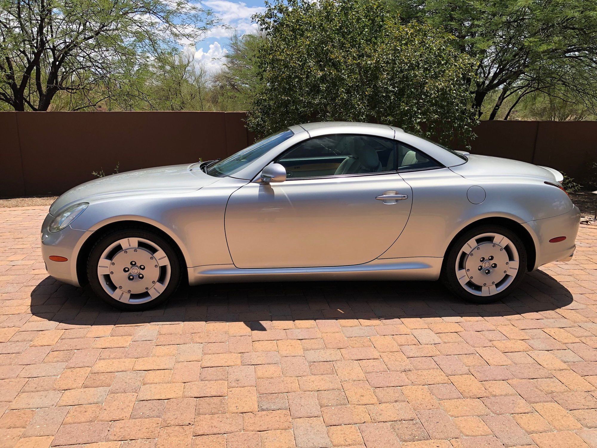 2002 Lexus SC430 - 2002 Lexus SC430 Stunning Immaculate T-belt Service All Maintenance completed - New - VIN JTHFN48Y920001694 - 8 cyl - 2WD - Automatic - Convertible - Silver - Tucson, AZ 85755, United States