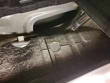 Left/Driver's side vent window, after old one was removed.  Cleaned up a bit of dust in this area.  