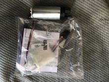 Walbro Fuel Pump and Install Kit