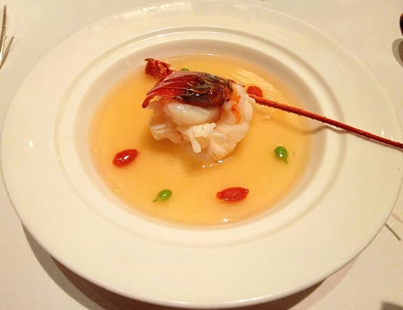 Baby lobster tail steamed bathing in an eggwhite based sauce, delicious !!!
