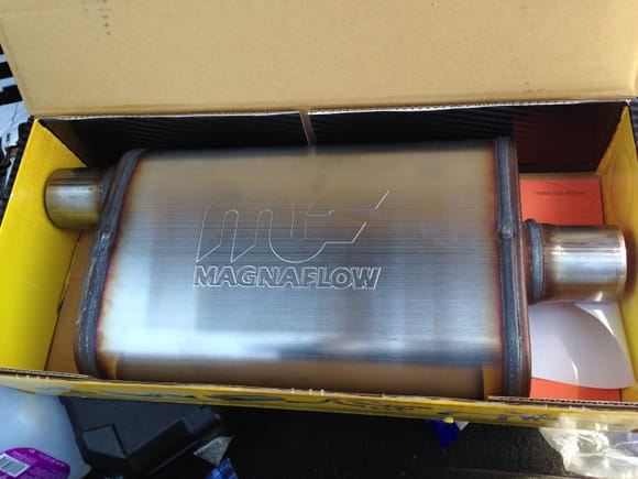 Magnaflow 11225 Satin Stainless Steel 2.25" Oval Muffler