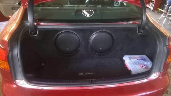 sun valley stereo custom made sealed dual 12" box
