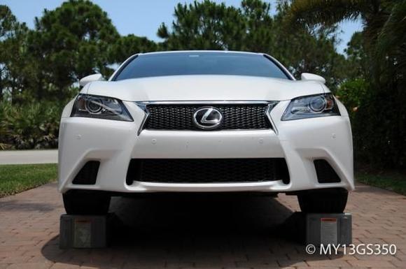 2013 GS350 FSport on Rhino Ramps