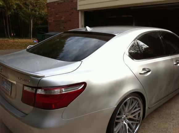 With rear roof spoiler a