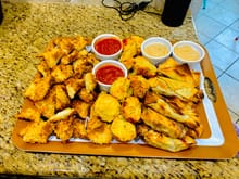 How Vegans Party. Toasted Ravioli homemade, cheesy pull apart bread, Southwest egg rolls, marinara dipping sauce and homemade chipotle ranch! Happy New Years CSS family! Watching Die Hard 2 with the wife until the Texas Longhorns bowl game comes on! 