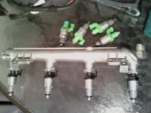 new injectors  42lbs