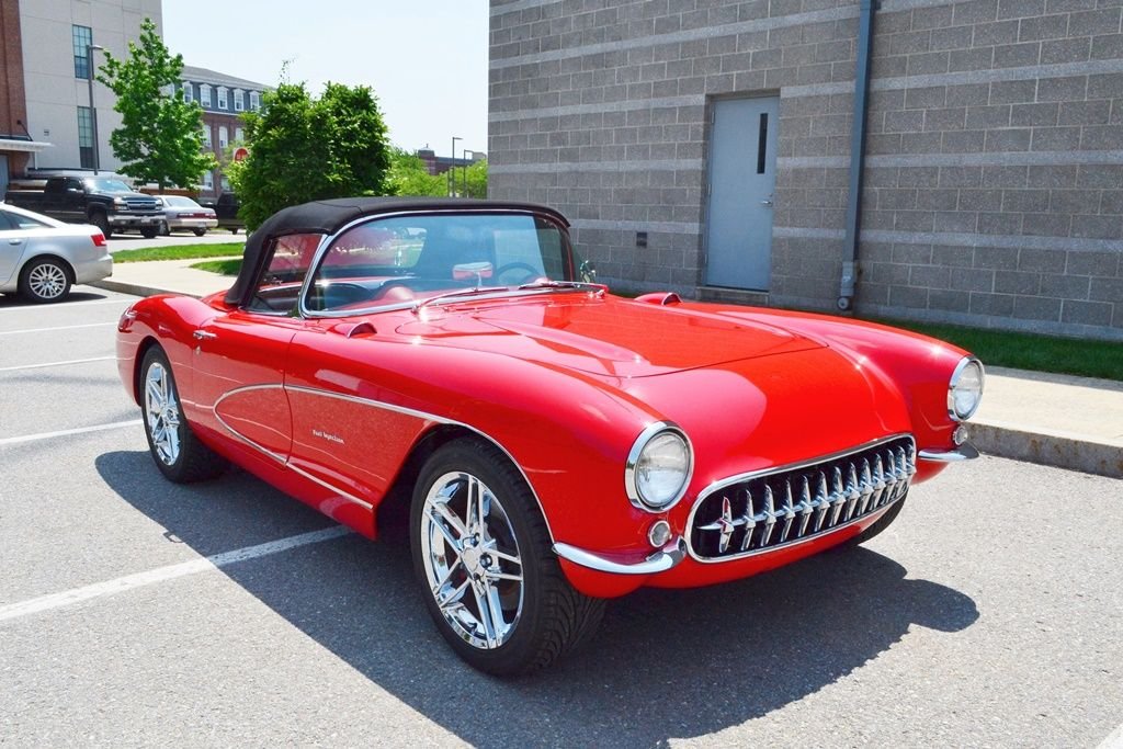 Chevrolet Corvette 56