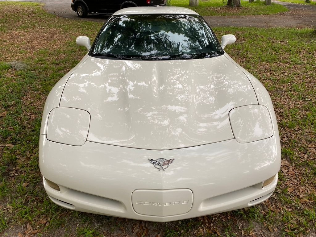 02_vette_front_view_07edac287965b69153d417757b0ad16096b89acf.jpeg