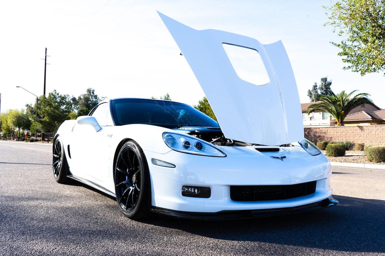 CORVETTE C6 2012 chevy corvette zr1 with 3zr only 2500 miles occasion   Le Parking