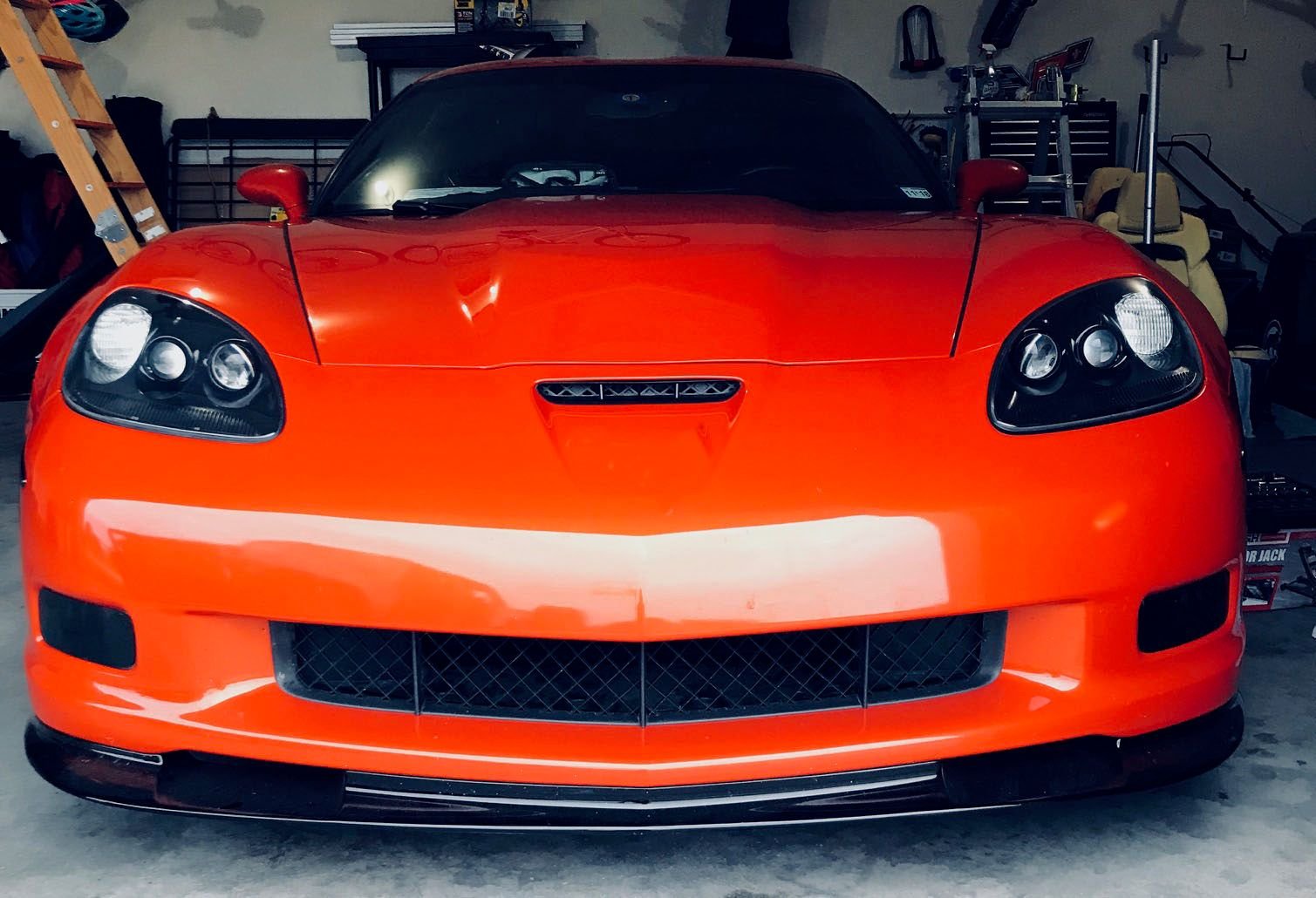 Painting fiberglass hood need (San Diego