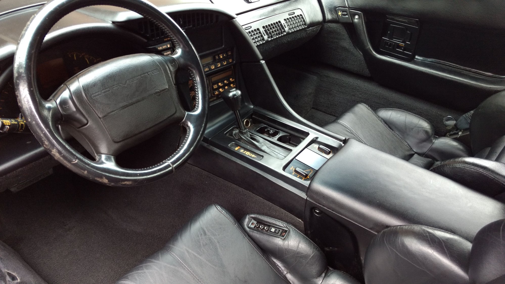 Late C4 sport seats vs standards CorvetteForum Chevrolet Corvette