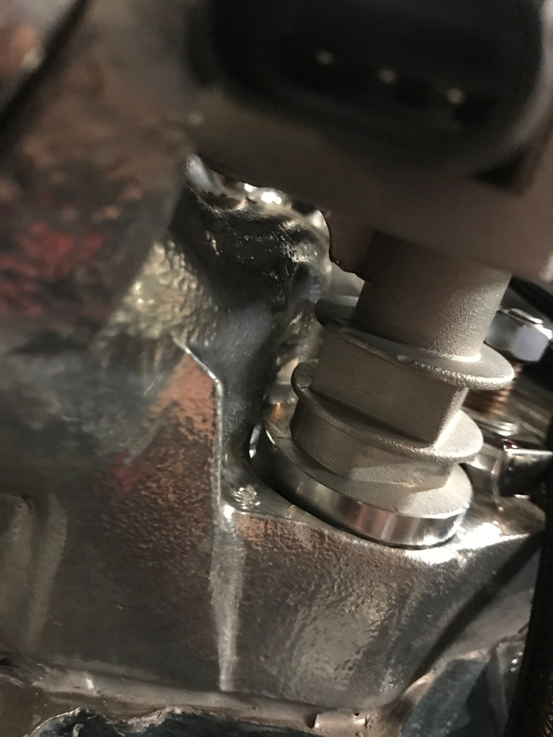 Vortec "Distributor" physical interference with intake grind or