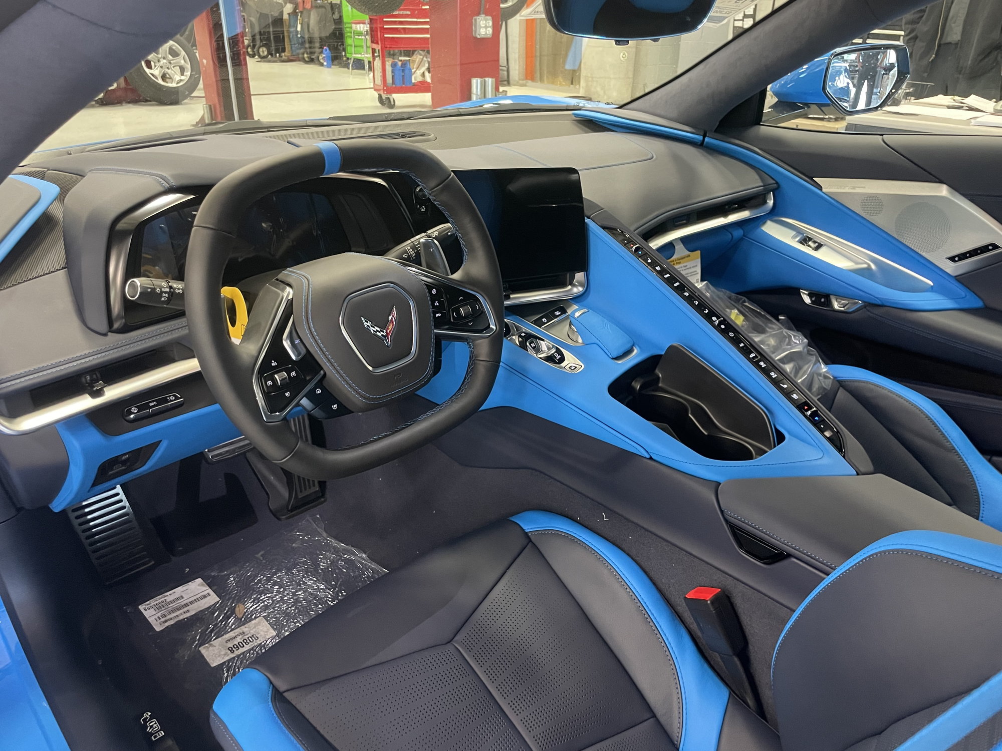 RHD 2021 Chevrolet Corvette Stingray Z51 Reveals Interior Design -  autoevolution