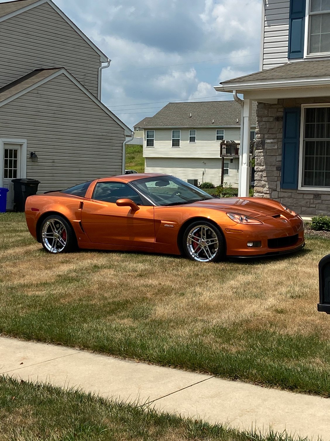 FS (For Sale) 07 Atomic Orange Z06 24,276 miles - CorvetteForum