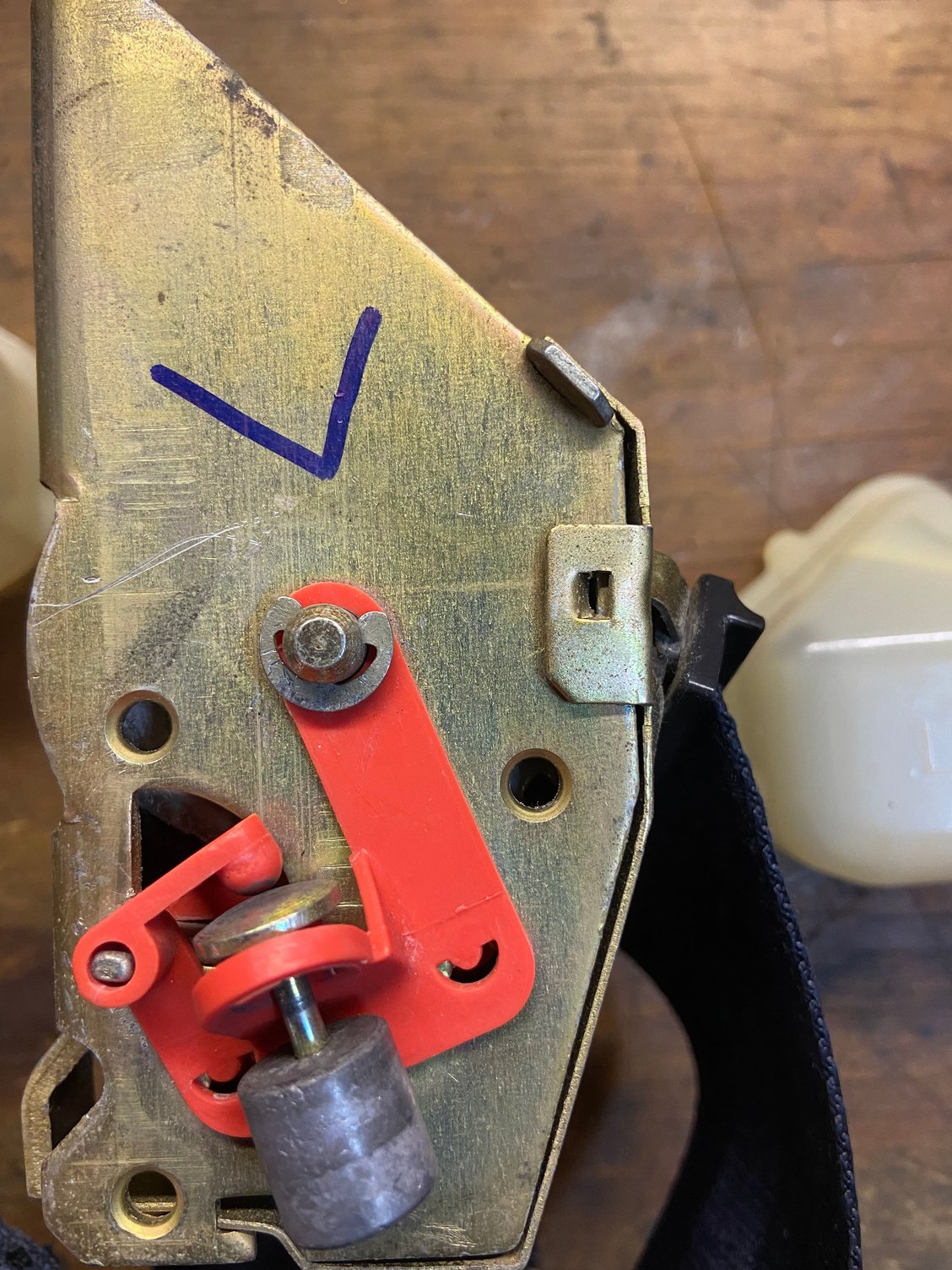 79 seat belt retractors CorvetteForum Chevrolet Corvette Forum