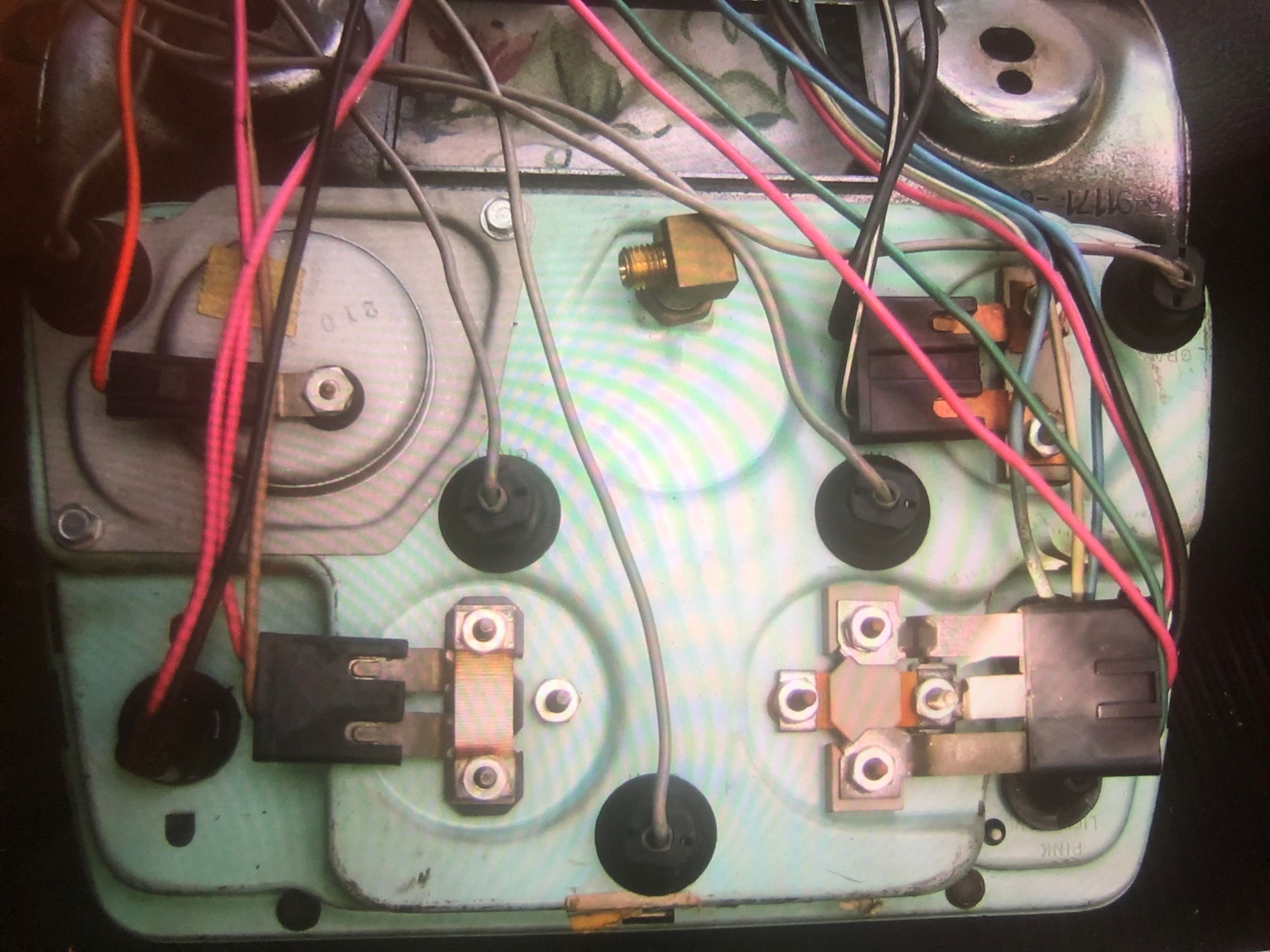 1969 center instrument cluster plugs CorvetteForum Chevrolet