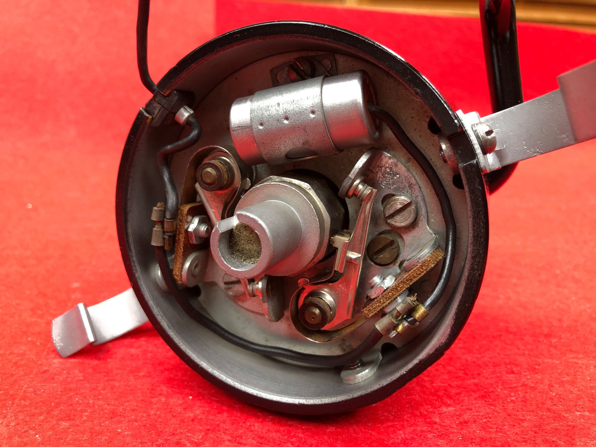 FS (For Sale) Delco Remy 1110891 DUAL POINT DISTRIBUTOR RECONDITIONED