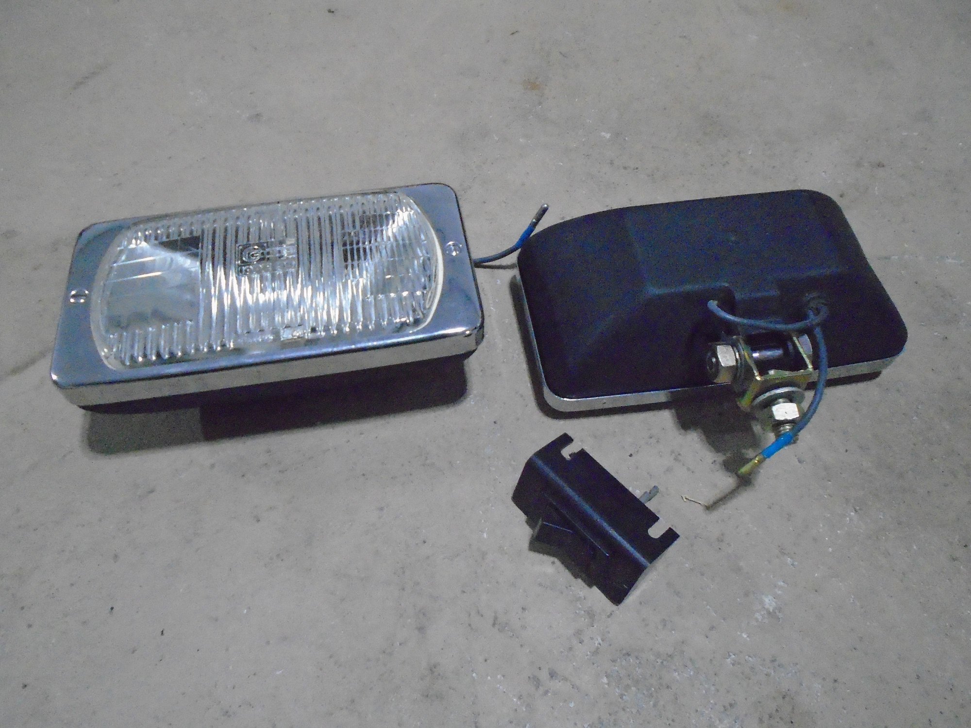Générateur De Projecteur Cibie JD8 – Dynamobloc Pivotant Droit, #95.56.023/04, Neuf Dans Boîte