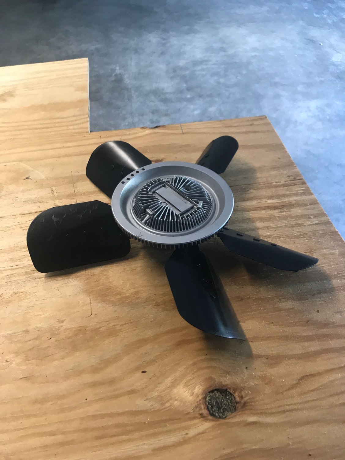 FS (For Sale) Fan Blade / Clutch Assembly CorvetteForum Chevrolet