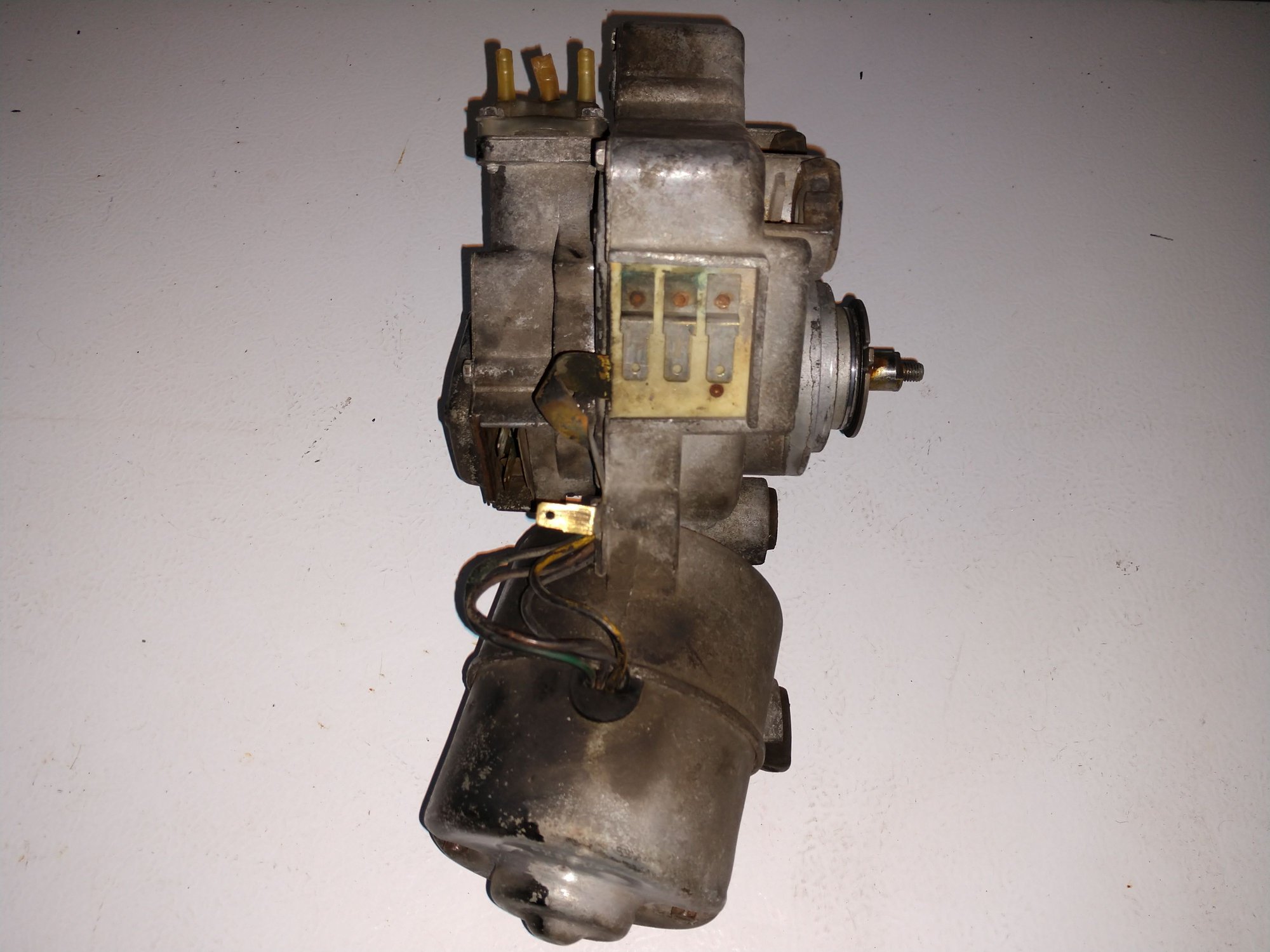 FS (For Sale) 19631964 wiper motor CorvetteForum Chevrolet