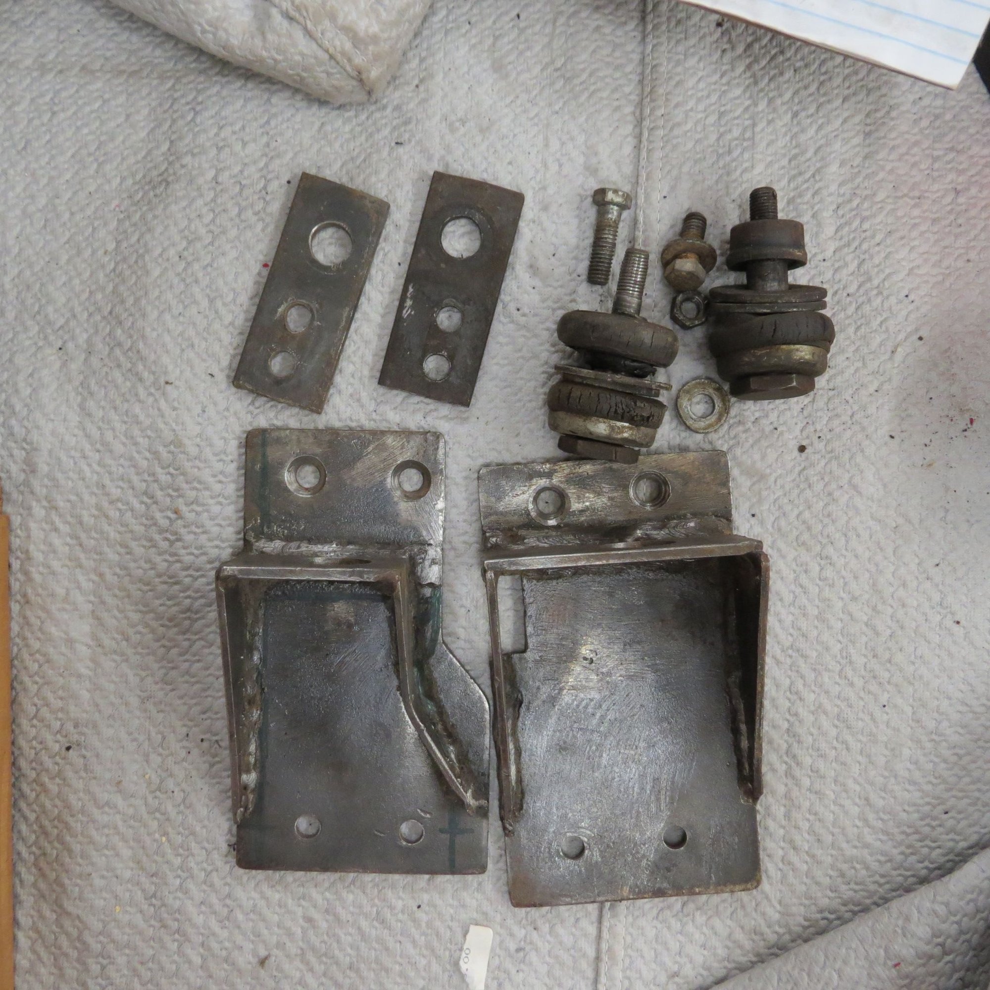 FS (For Sale) 5662 Hurst frame rail motor mounts for big block