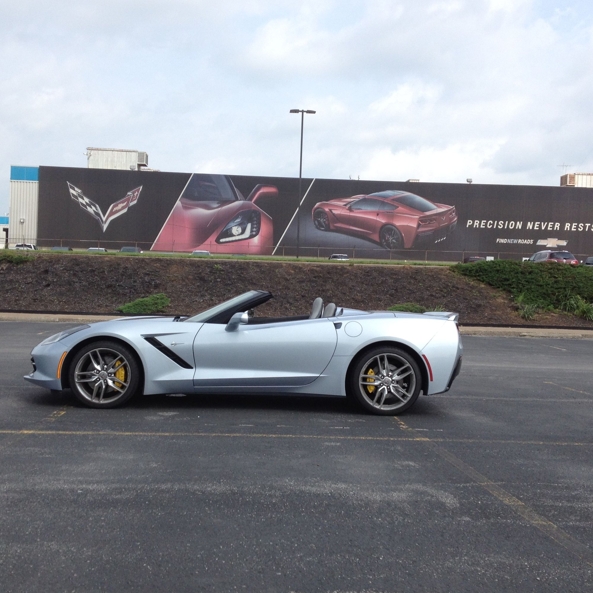 Sterling Blue Metallic is Coming to an End for the 2017 Corvette