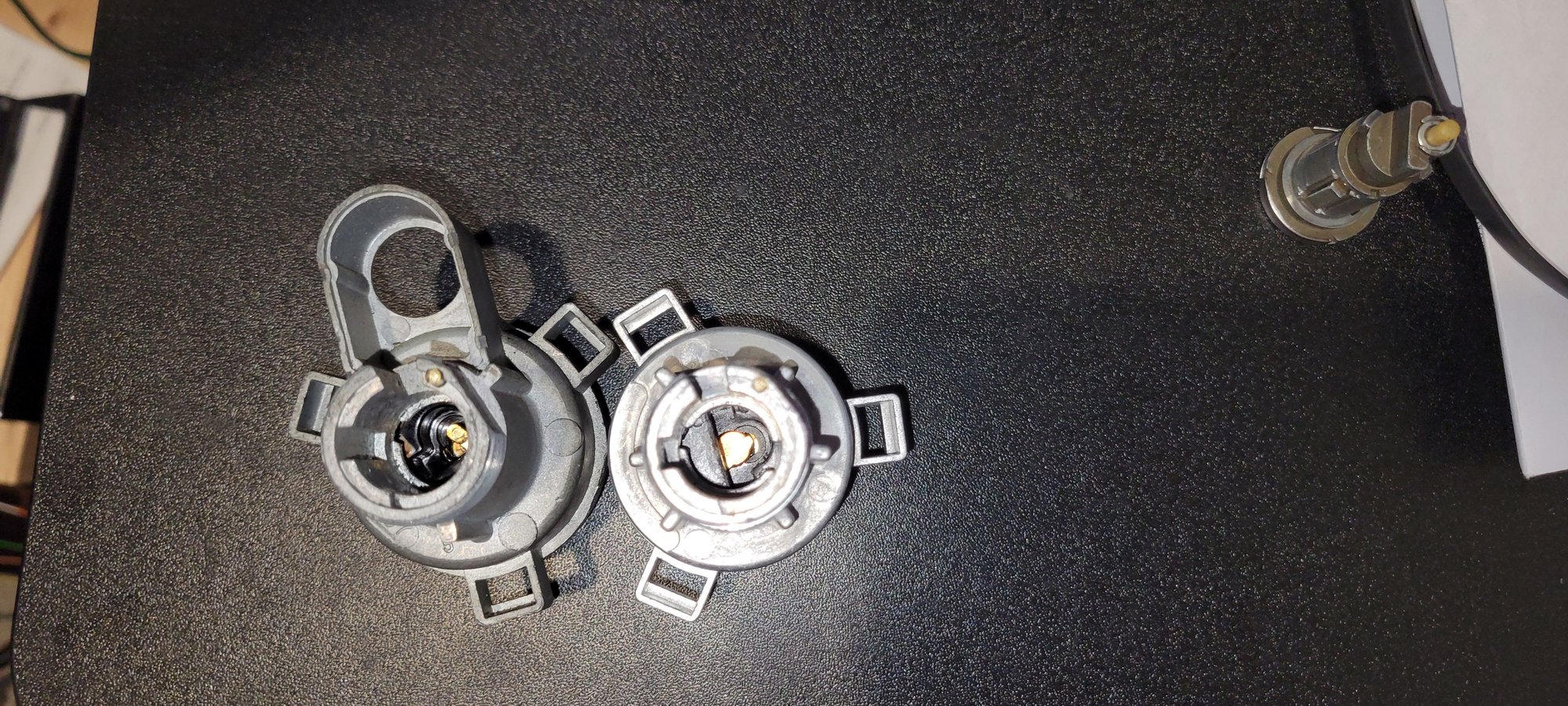 If you look inside the location of the plastic and the connection poinys are different.