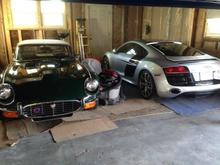 73 XKE & Audi R8 V10