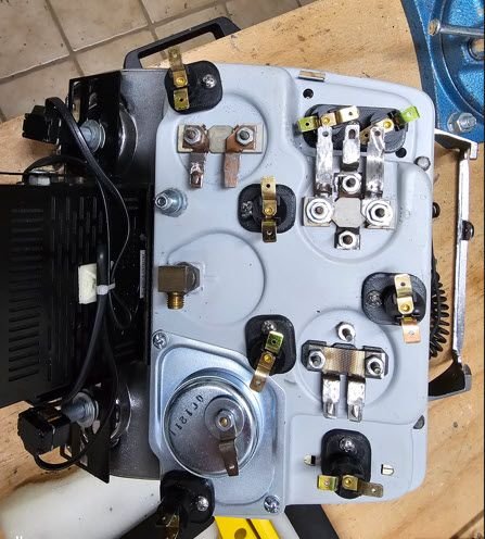 Is there something missing from Amp-gauge?