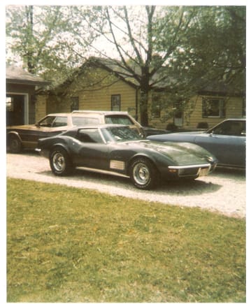 the 1 that started it all...my first corvette...70 350 hp coupe in 1973