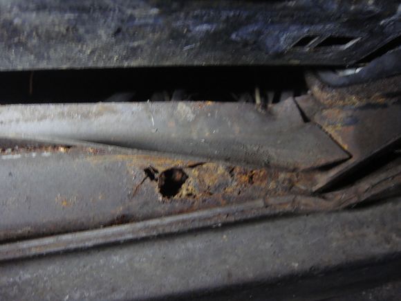 Birdcage holes around windshield - but frame is very solid