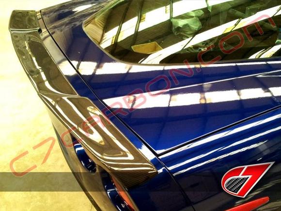 CARBON FIBER EXTENDED REAR SPOILER