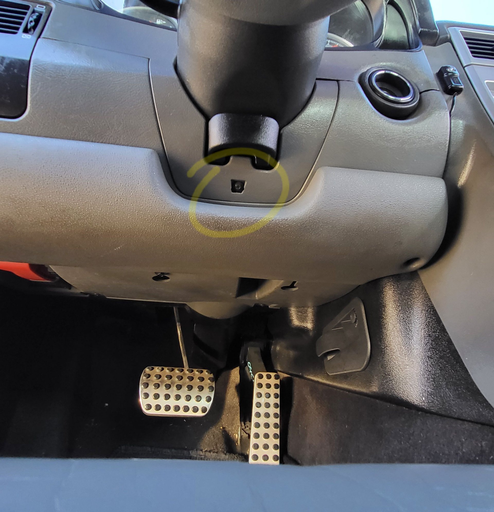 Interior/Upholstery - Wanted Trim for Under Steering Wheel - Used - 2004 to 2008 Chrysler Crossfire - Yuma, AZ 85367, United States