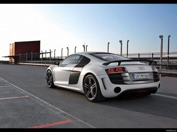 2010 Audi R8 GT Rear Angle 2 1920x1440