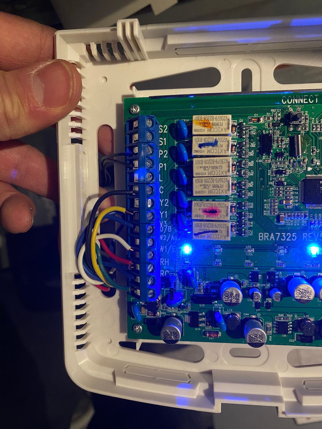 Heat pump Braeburn Bluelink Wireless control module to Nest