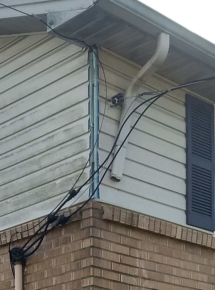 installing vinyl Corner piece close to electrical lines DoItYourself