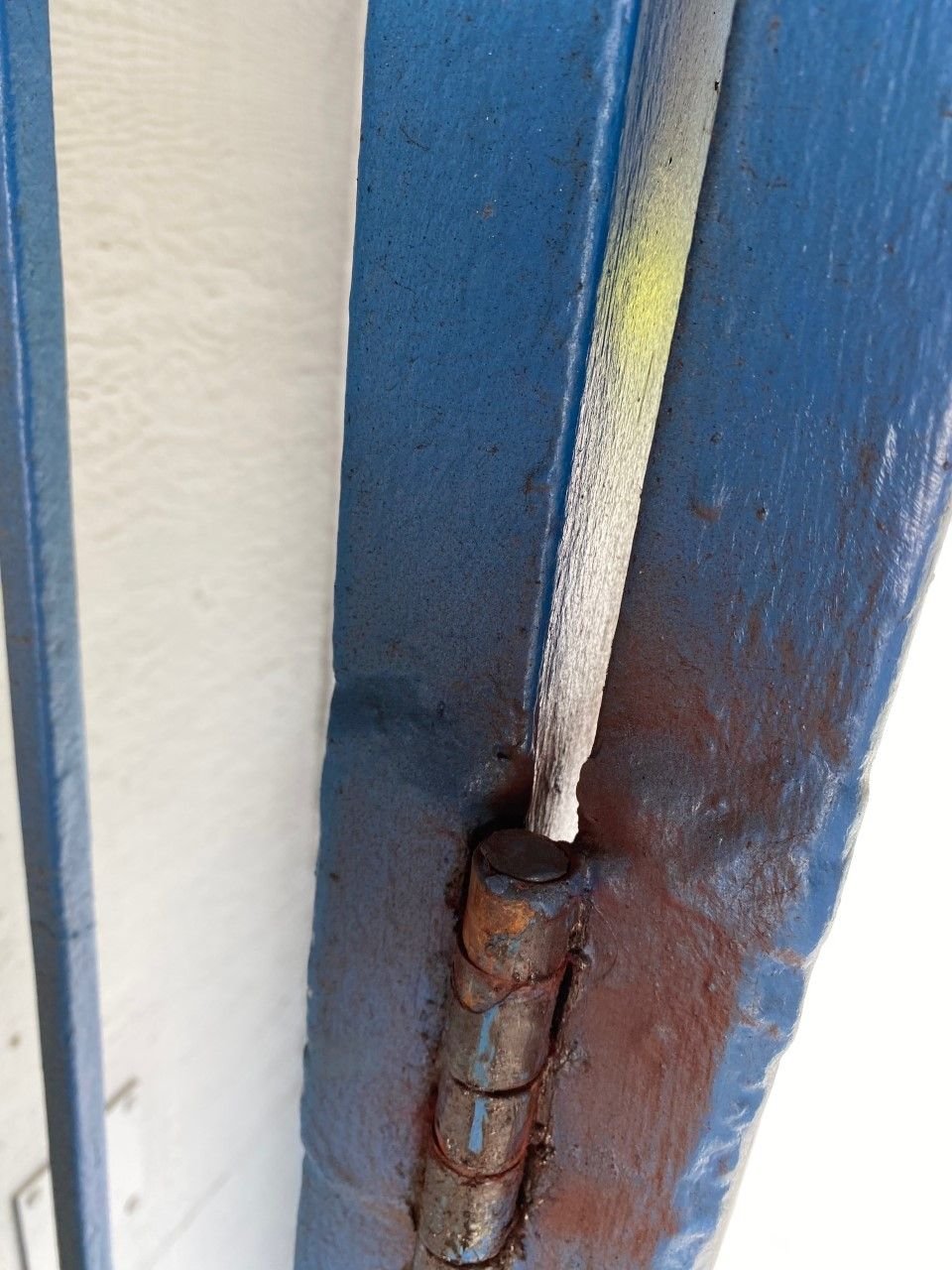 Heavy steel door hinges won't come out Community Forums