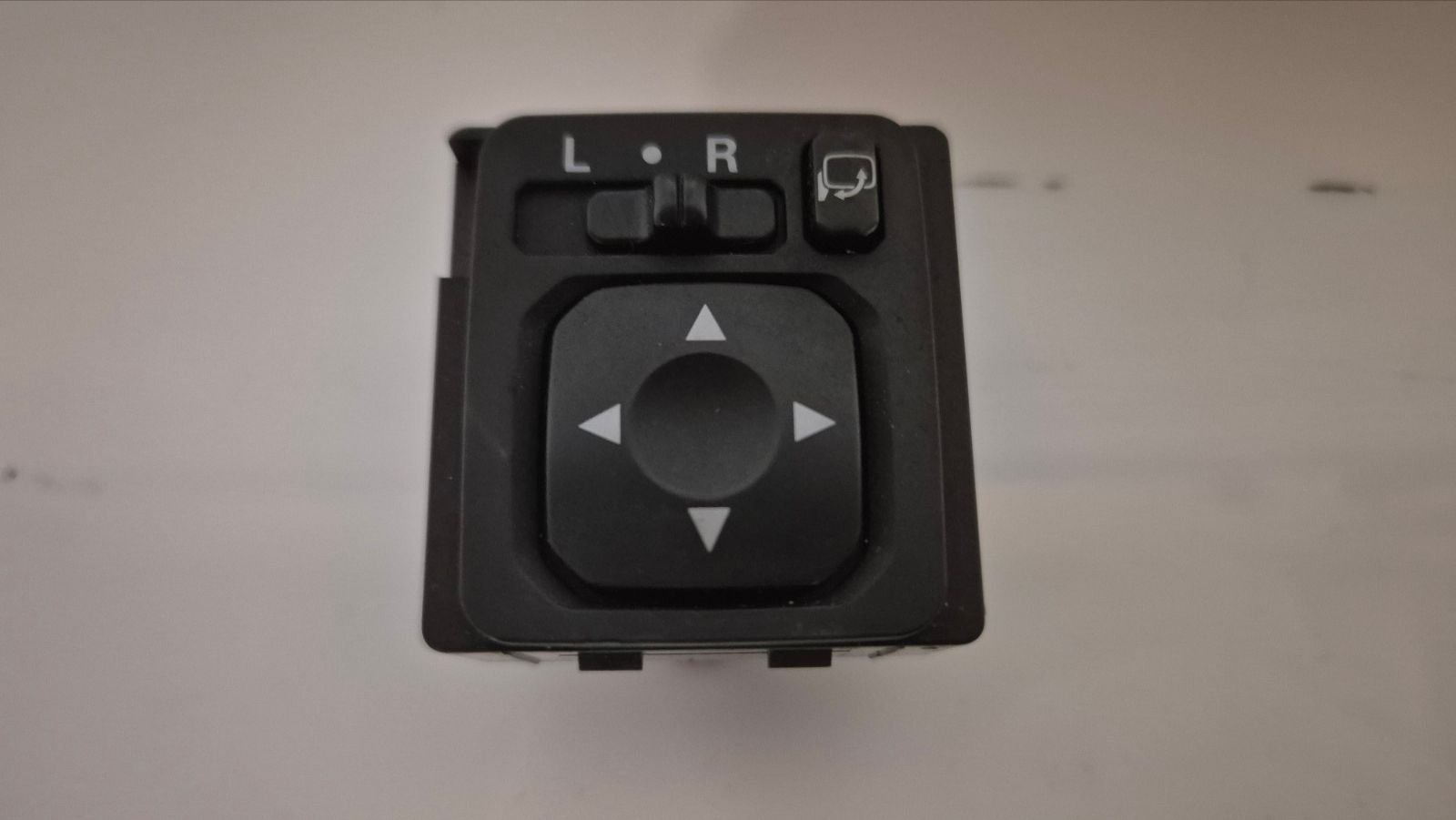 2001 Mitsubishi Lancer Evolution - Lancer Evolution 7 VII - Electric mirror panel - Accessories - $25 - Den Ham, Netherlands