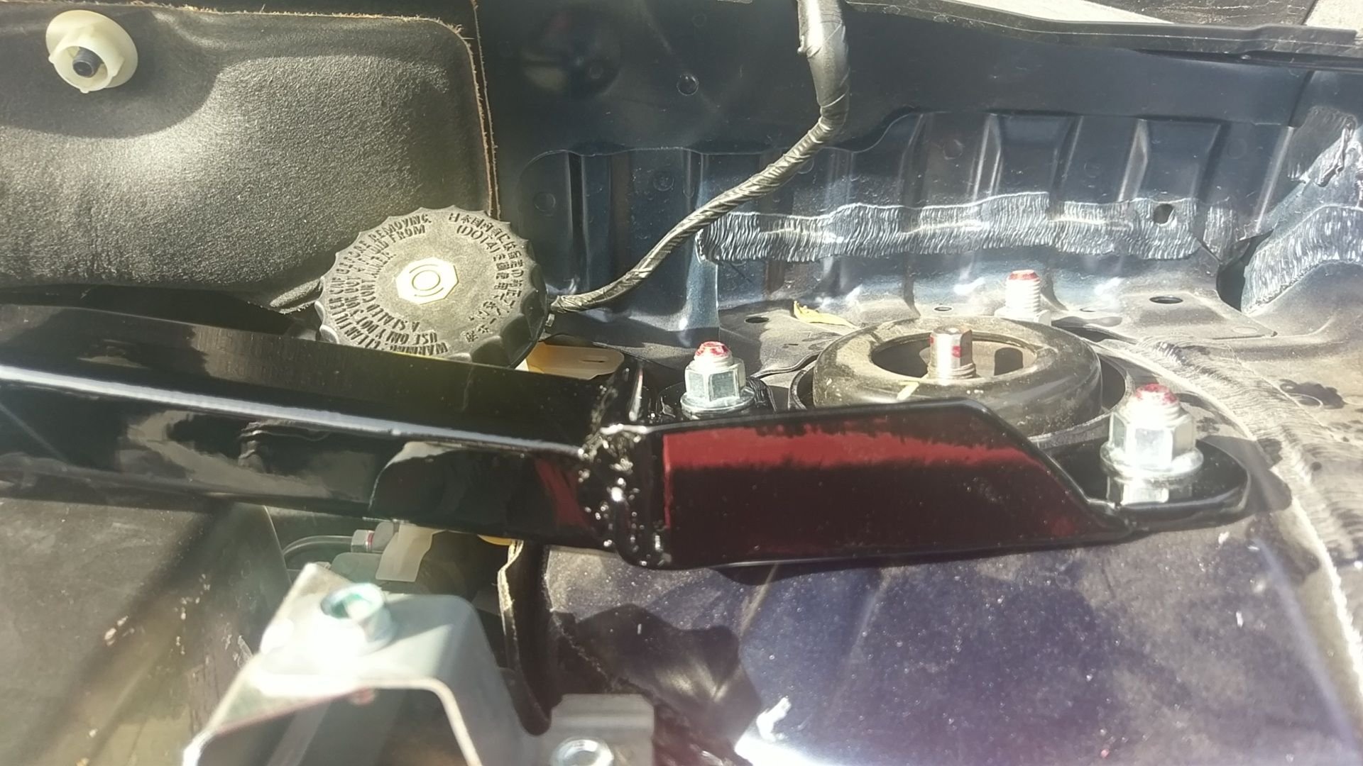 Miscellaneous - Outlander strut bar  1 of a kind - Used - 2012 to 2021 Mitsubishi Outlander - Lincoln, NE 68502, United States