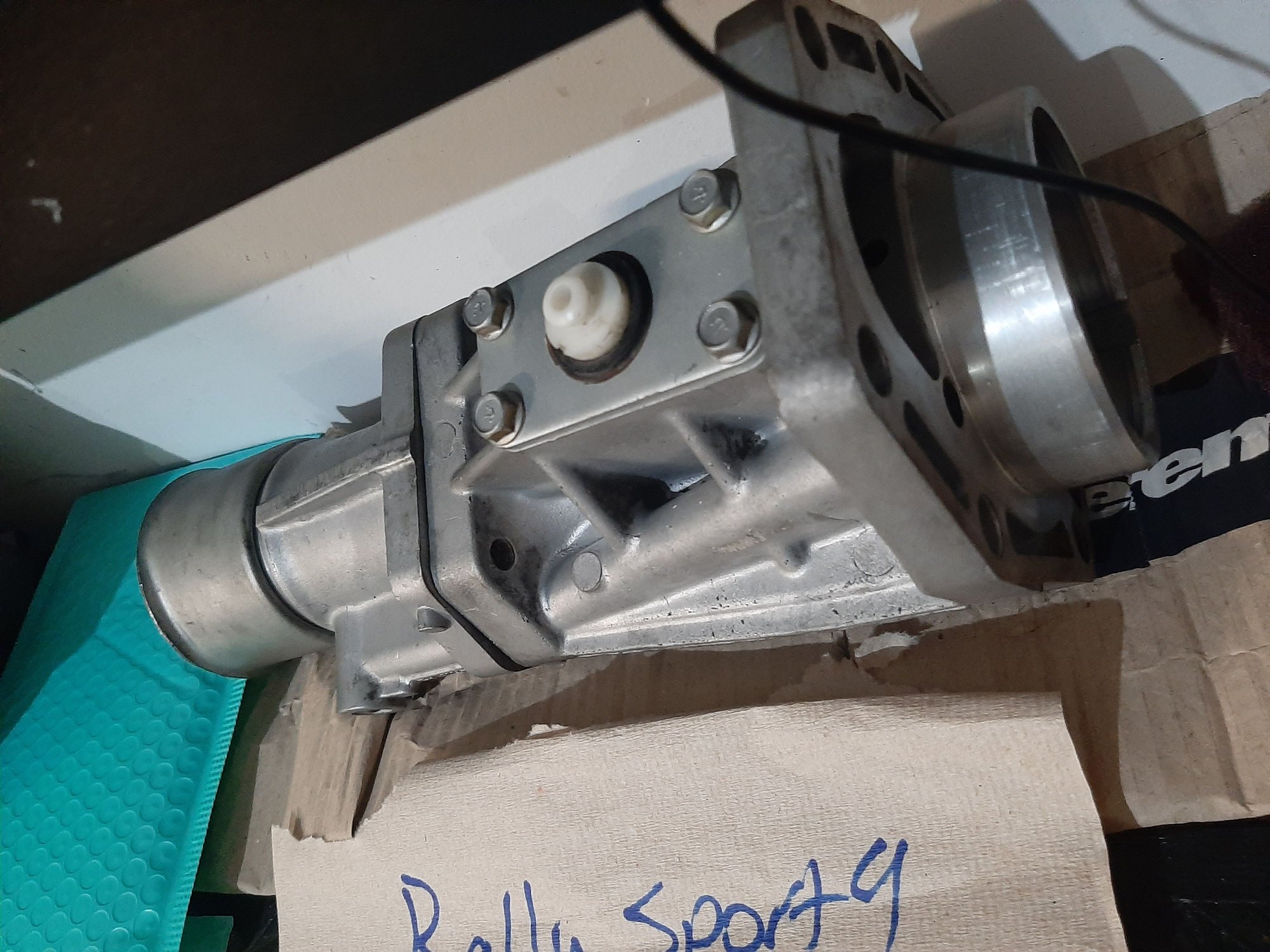 Drivetrain - Transfer case tail housing - Used - -1 to 2026  All Models - Winnipeg, ON R3R 3G, Canada