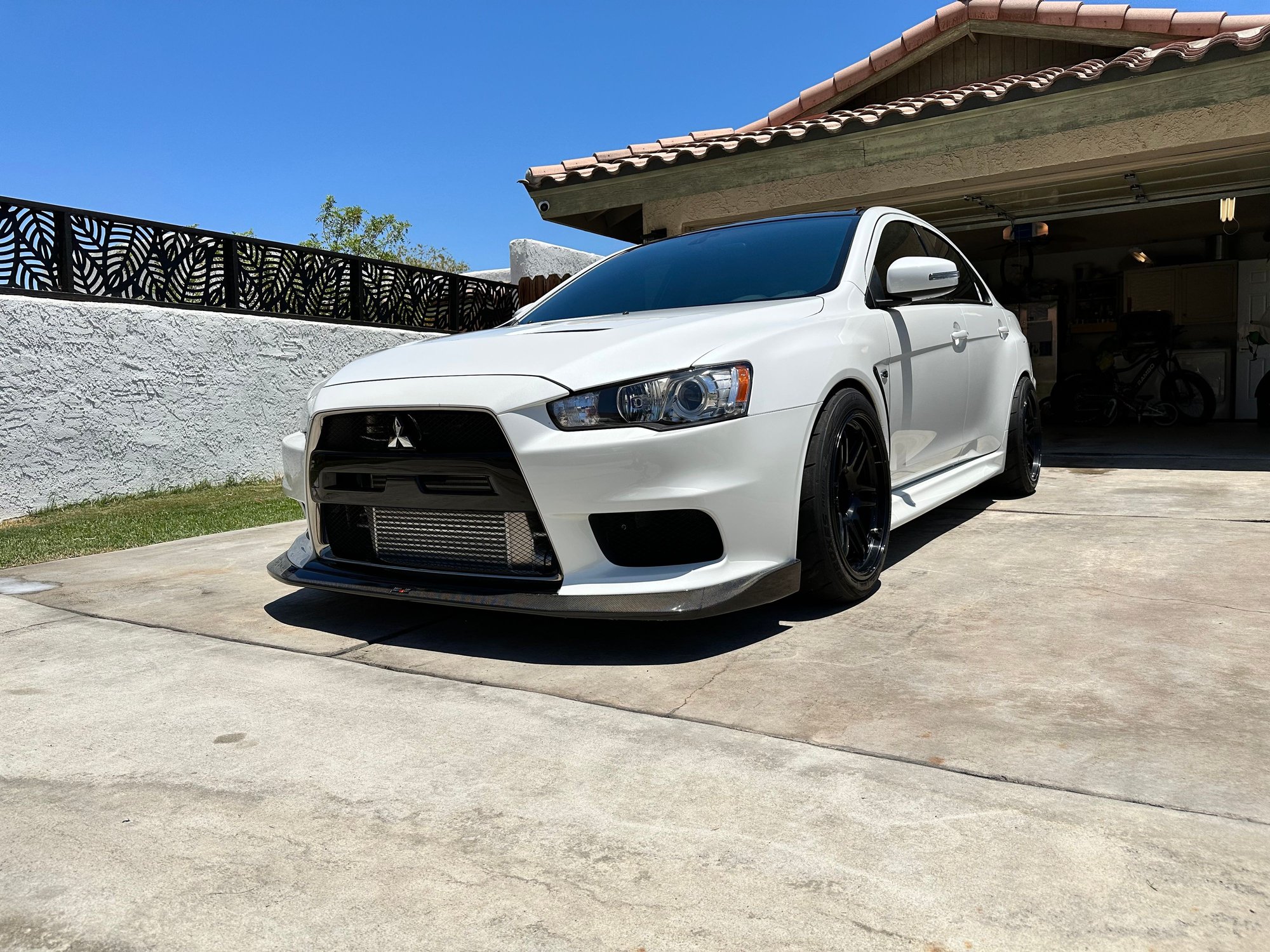 2015 Mitsubishi Lancer Evolution - 2015 Evo X FE - Used - VIN JA32W7FV5FU028282 - 13,813 Miles - AWD - Manual - Sedan - White - La Quinta, CA 92253, United States