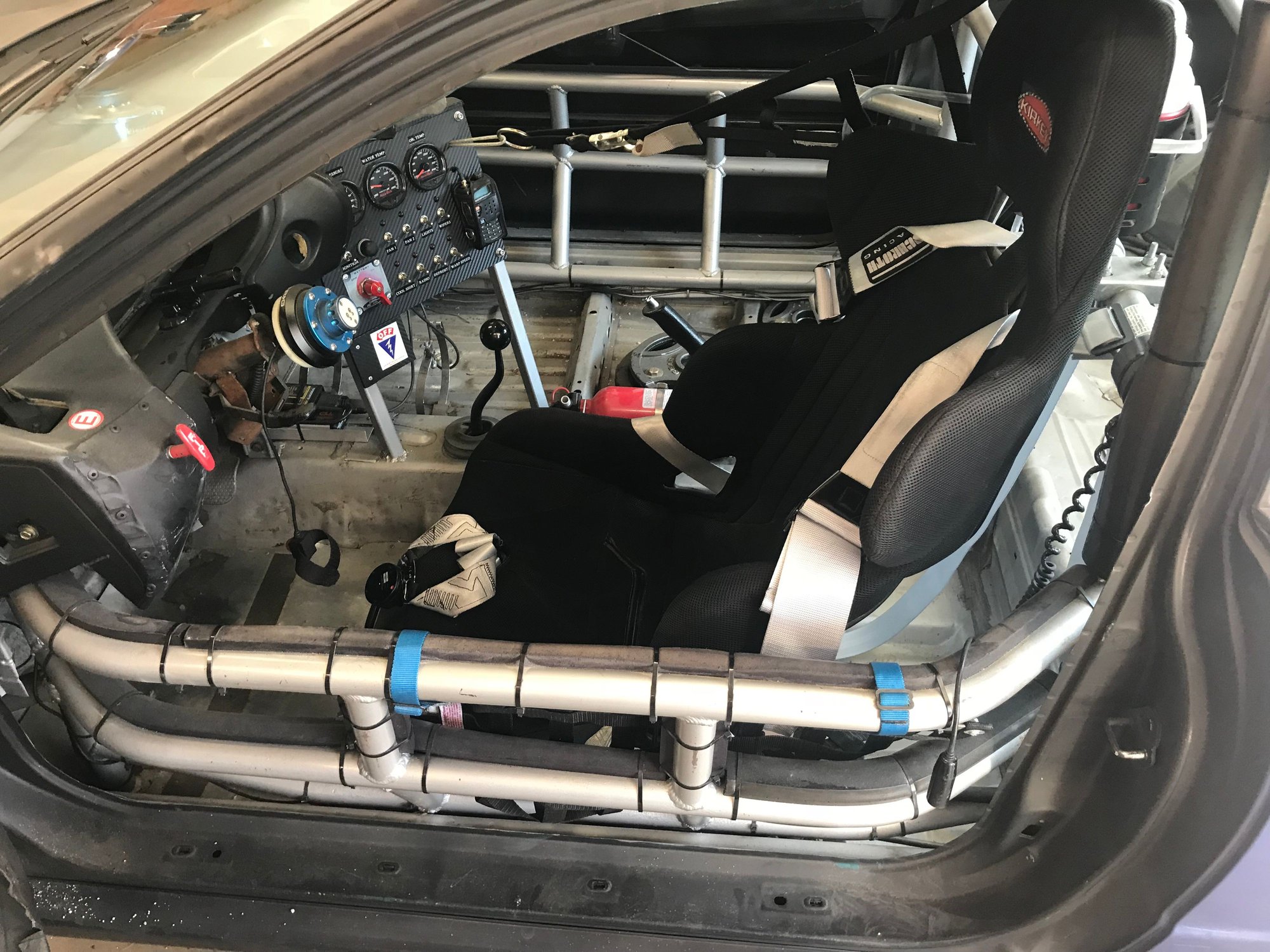 1994 Acura Integra - 1994 Acura Integra SCCA ITA Current Logbook and Extensive spares. Ready to Race - Used - VIN no-vin-race-car - 4 cyl - 2WD - Manual - Hatchback - Blue - Stafford Springs, CT 06076, United States