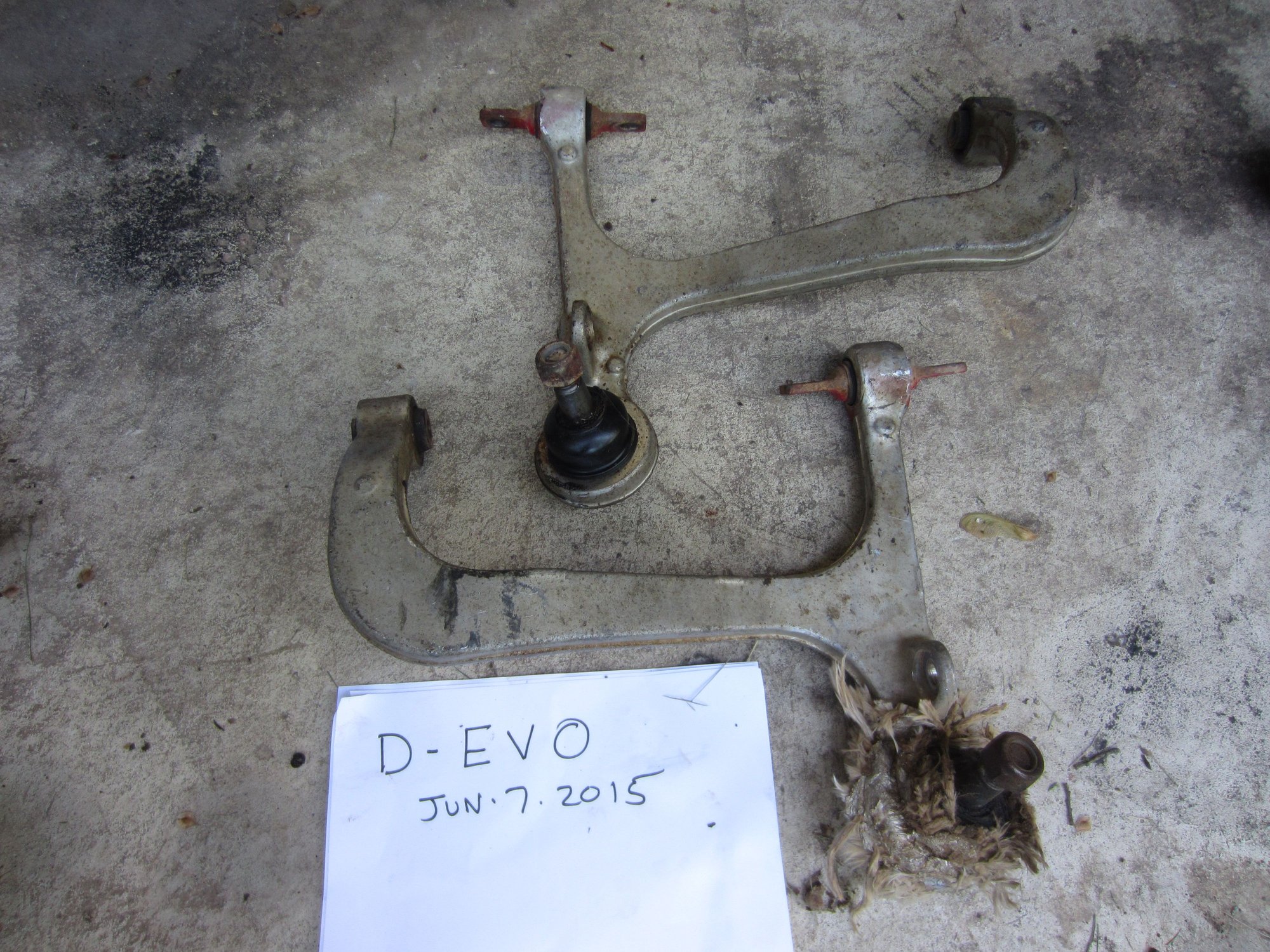 Steering/Suspension - Evo Front Control Arms - Used - 1995 to 1999 Mitsubishi Lancer Evolution - West Bloomfield, MI 48322, United States